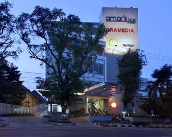 Amaris Hotel Pemuda Semarang - Semarang - Bâtiment