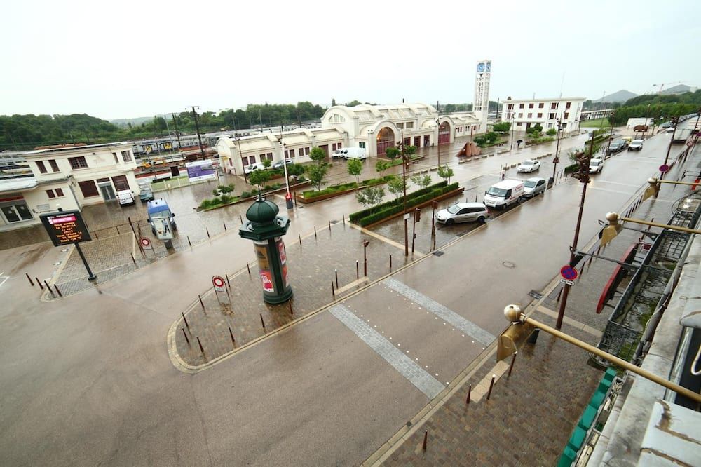 Hôtel de France Tey Resort thumbnail 3