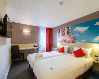 Brit Hotel Confort Cambrai - Fontaine-Notre-Dame - Chambre