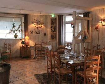 Hôtel Au Bord du Monde - Neuvy-sur-Barangeon - Restaurante