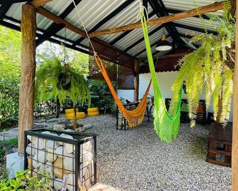 Rest cabin in the Eastern Plains of Colombia - Monterrey - Patio