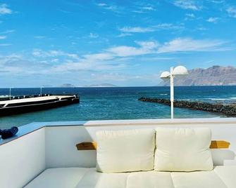 Canaryislandshost I Marino - Caleta de Famara - Balcón