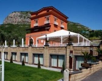 Antico Casale Russo - Piano di Sorrento - Toà nhà