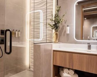 Sleepover - Lima Airport, the only in-terminal sleep pods - Lima