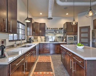 Custom Home 2 Mi to Downtown Boise - Boise - Cocina