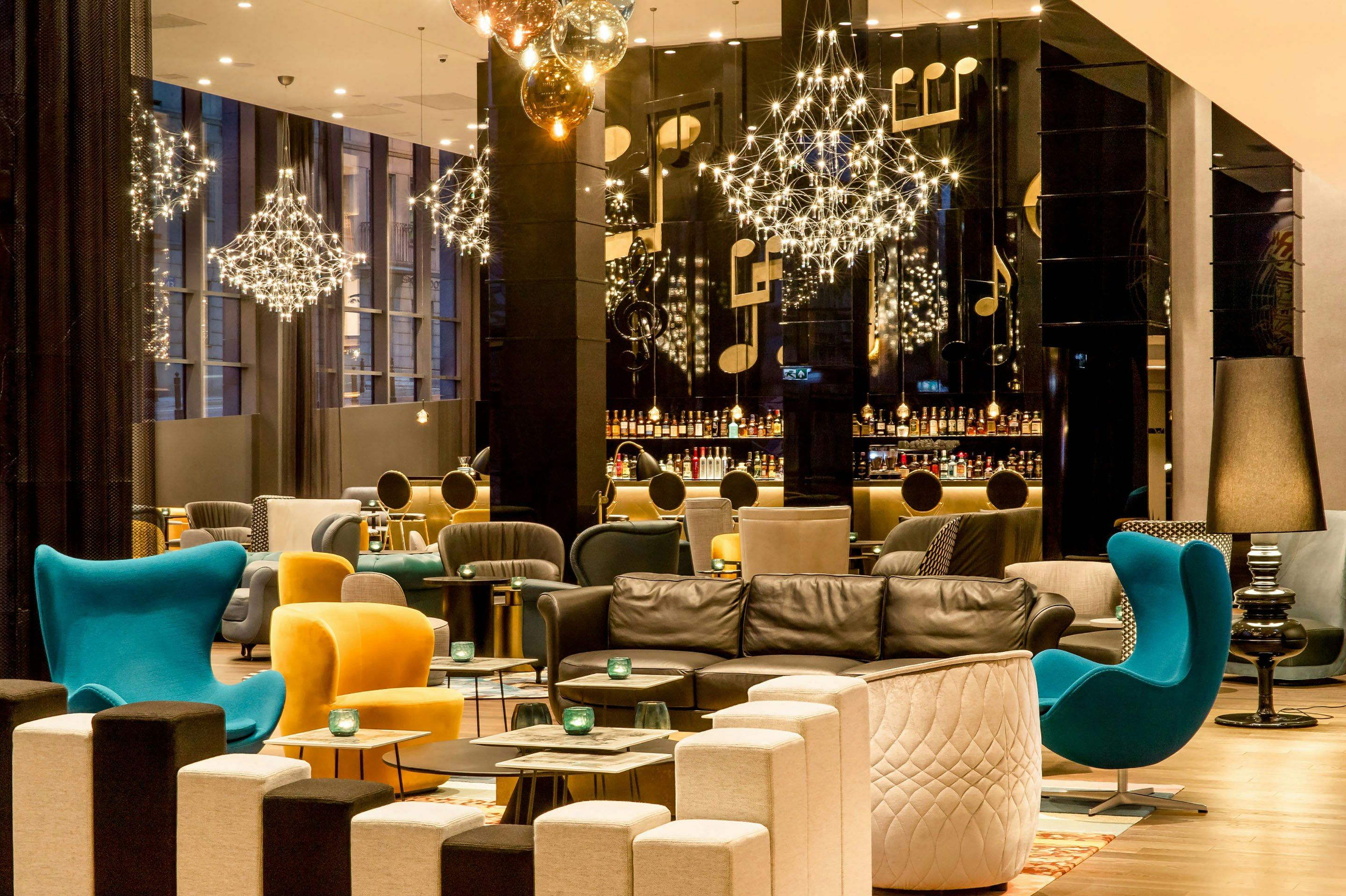Motel One Warsaw-Chopin thumbnail 2