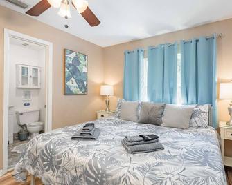Cove · Central 3/2 Cottage · Minutes to Airport and Beach - Melbourne - Habitación
