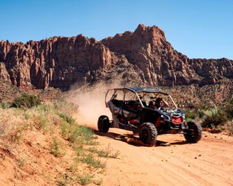 Romantic Getaway Tent on Glamping Site near Canaan Mountain Wilderness Area, Utah - Hildale