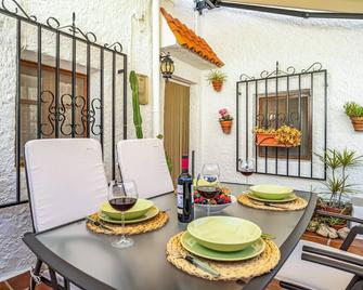 Awesome Apartment In Hortichuelas - Las Negras - Патіо