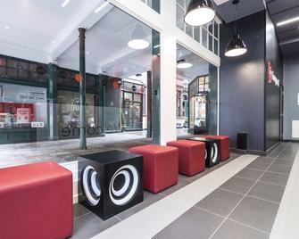 Tune Hotel Liverpool - Liverpool - Lobby
