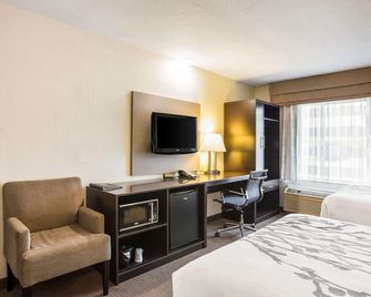 Quality Inn Kansas City International Airport - Kansas City - Habitación