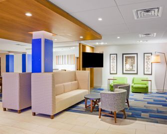 Holiday Inn Express & Suites Des Moines Downtown By IHG - Des Moines - Lounge