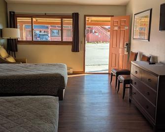 Western Inn Motel & Rv Park - Fairplay - Bedroom