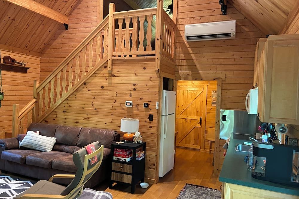 Beautiful cabin in the woods.