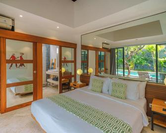 Villa Anahata: Modern 2BR Villa w/ Pool in Seminyak ! - North Kuta - Sovrum