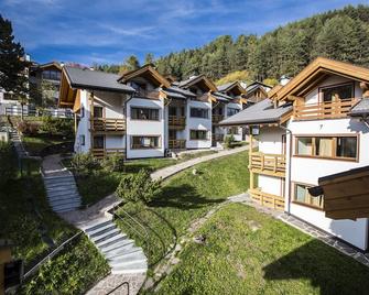 Residence Des Alpes - Cavalese - Rakennus