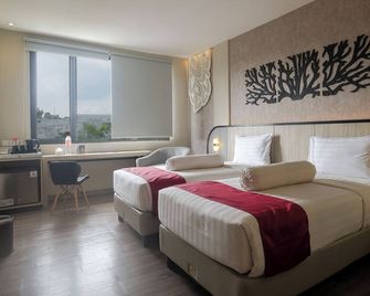 Gosyen Azana Hotel Salatiga - Salatiga - Зручності у номері