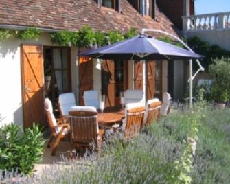 The Pink Room - Azay-le-Ferron - Patio