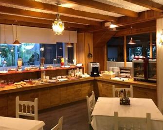 Hotel La Duquesa - Pinos Genil - Restaurante