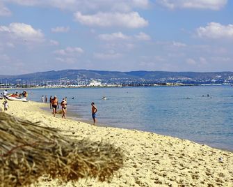 เฮลโล ยาสมีน โรงแรม - แฮมมาเมท - ชายหาด