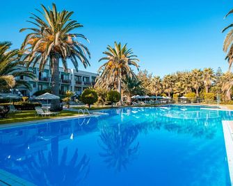 May Beach Hotel - Rethymno - Pool