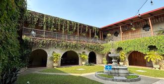 Hotel Del Patio - Flores - Bygning