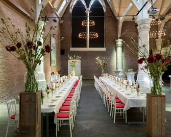 أن إتش كوليكشن أمستردام باربيزون بالاس - امستردام - وسائل الراحة في مكان الإقامة