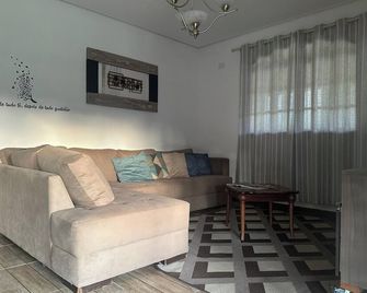 Pousada Vison E Restaurante Alqumia - Itapeva - Sala de estar