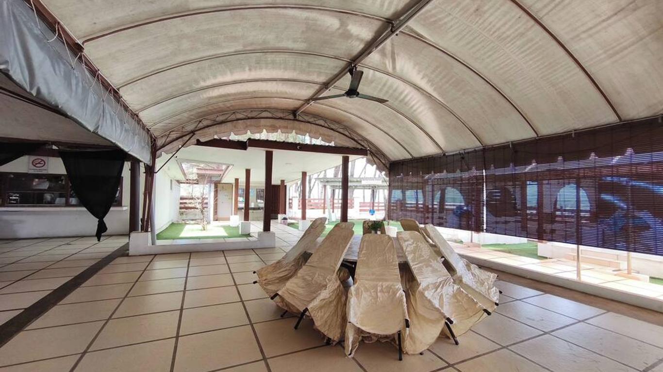 Alsafina Kijal Beach Resort & Restaurant