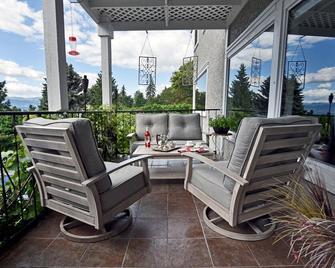 A Touch of English B&B - Kelowna - Balcony