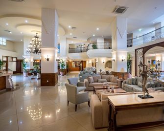 Aquamare Beach Hotel & Spa - Pafos - Resepsjon