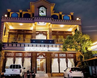 Samudra Hotel - Jepara - Gebouw