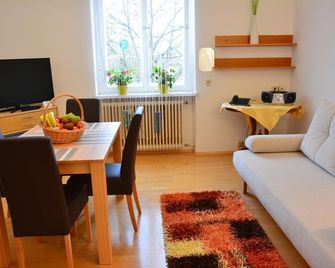 Holiday House Waldheimat - Katsdorf - Sala de estar