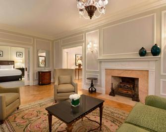 Fairmont Chateau Laurier - Ottawa - Living room
