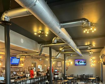 Hotel Whiskey in Pascagoula - Pascagoula - Бар