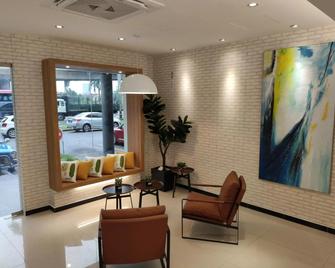 Hotel 99 Seri Kembangan Serdang - Seri Kembangan - Lobby