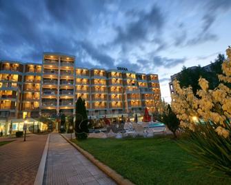 Sirena Hotel - Sunny Beach - Building