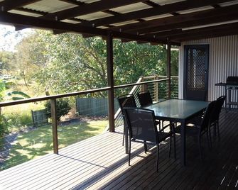 Kurrawah Rainbow Beach - Rainbow Beach - Balkon