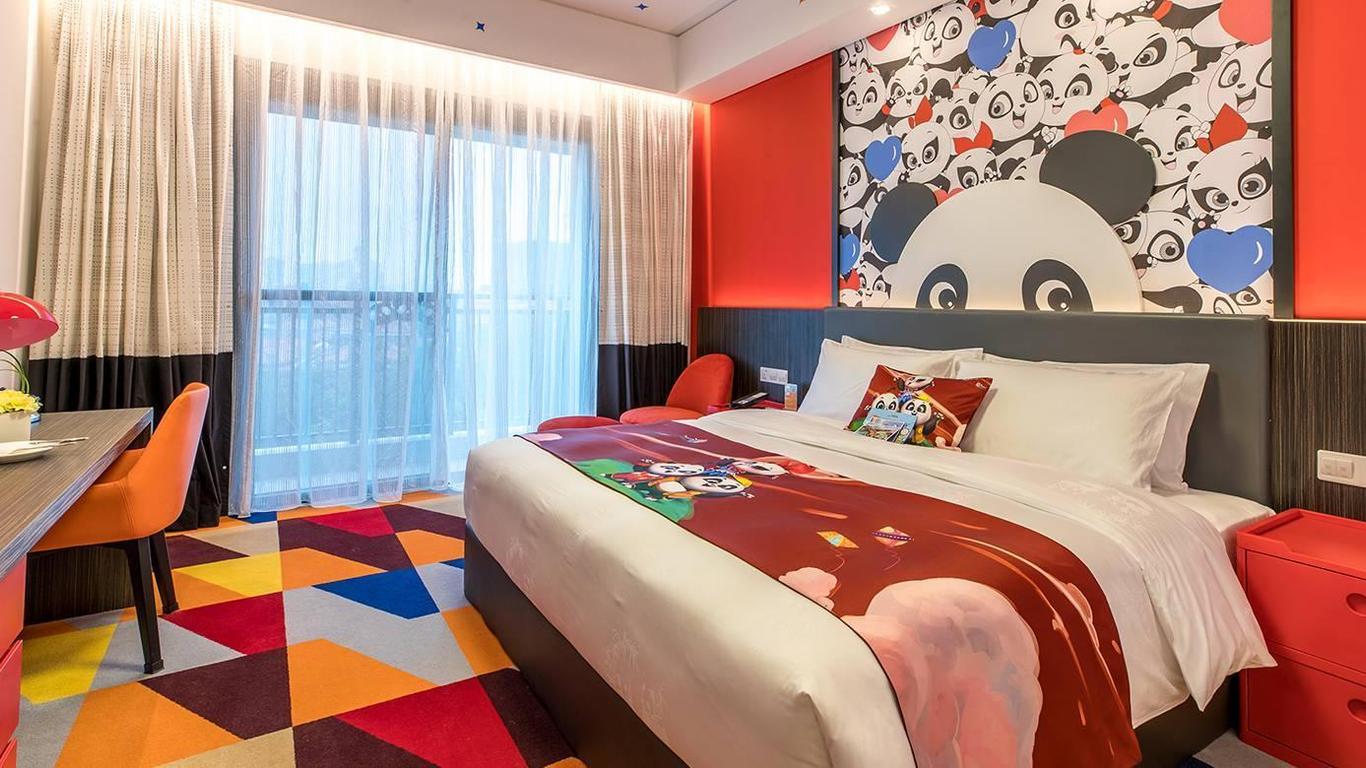 Chimelong Panda Hotel