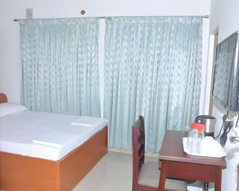 Surag Residency - Tiruchirappalli - Bedroom