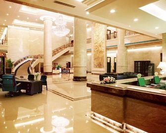Petroleum Hotel - Jinzhou - Lobby