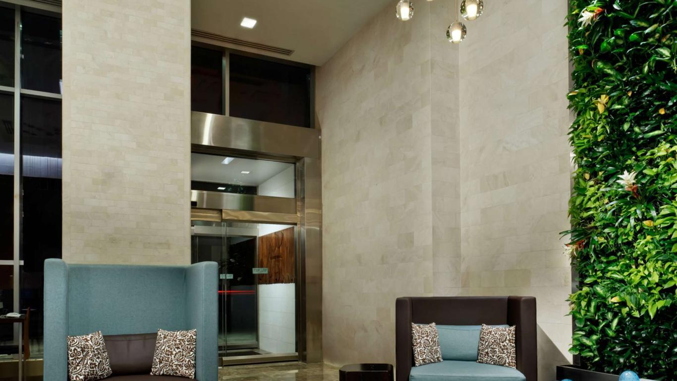 Distrikt Hotel New York City, Tapestry Collection by Hilton
