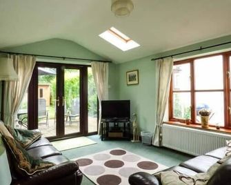 Kingsley Cottage - Norwich - Living room