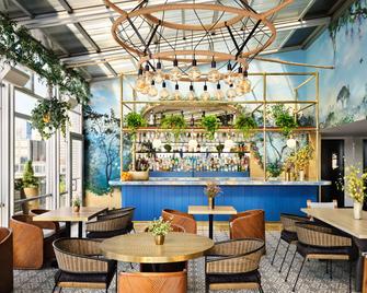 غانزفورت ميتباكينغ - نيويورك - بار