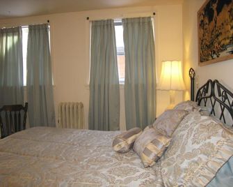 Deadwood Dick's Hotel - דדווד - חדר שינה