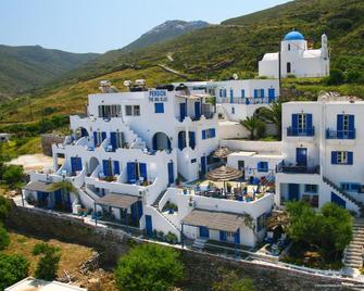 Pension The Big Blue - Katapola - Building