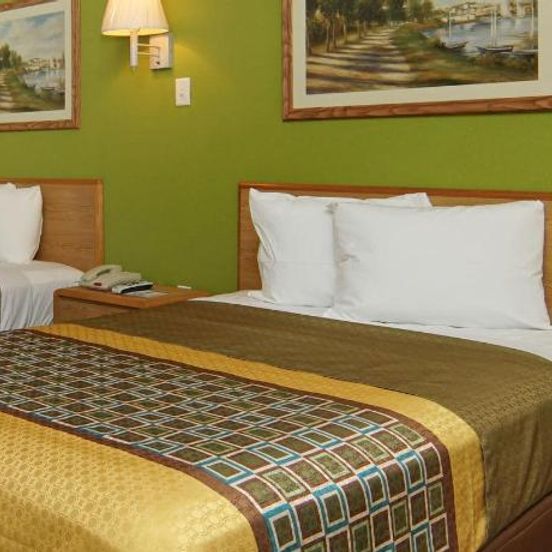 Quality One Motel image 1