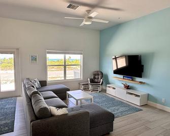 Palm Villa Bahamas - Cockburn Town - Sala de estar