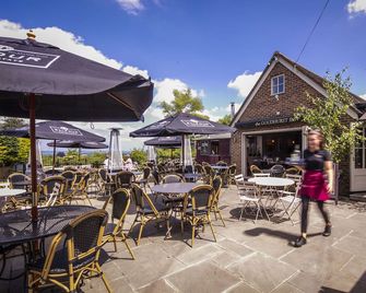 Winemaker's Pub - Cranbrook