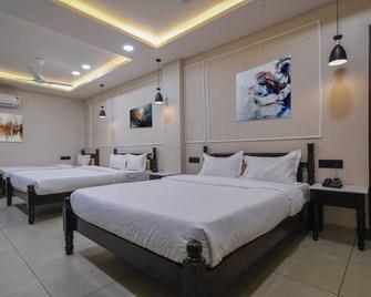 The Byke Boutique - Mahakal Aangan - Ujjain - Ujjain - Camera da letto